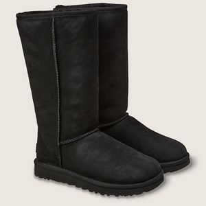 Women’s classic Tall II Ugg Boots. Good condition!